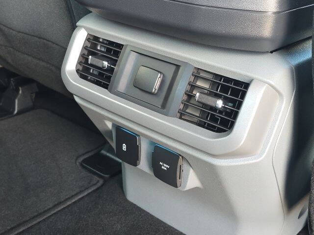 2024 Ford F-150 Lightning XLT