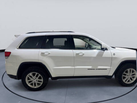 2018 Jeep Grand Cherokee Laredo
