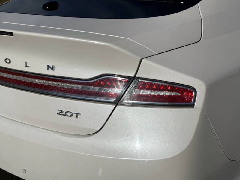 2017 Lincoln MKZ Select