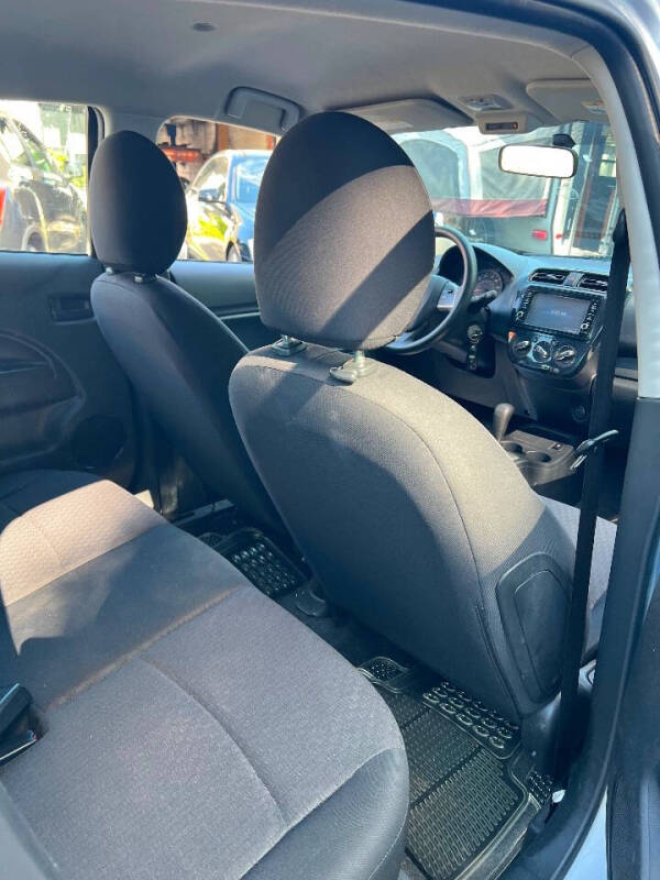 2019 Mitsubishi Mirage LE