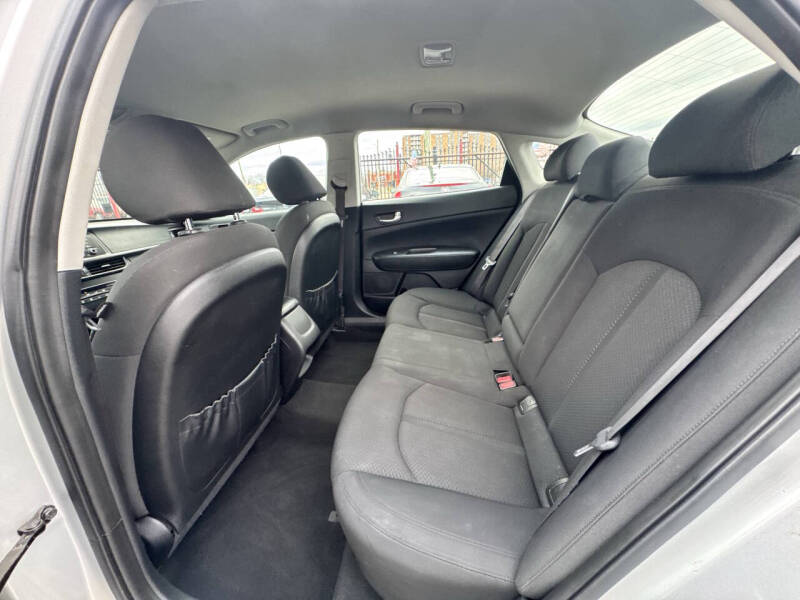 2016 Kia Optima LX