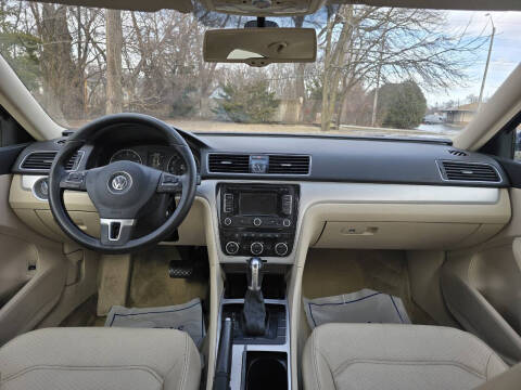 2012 Volkswagen Passat SE PZEV