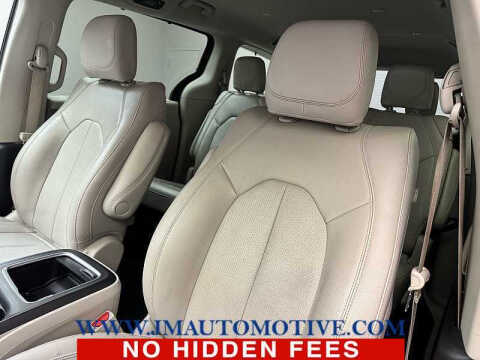 2021 Chrysler Pacifica Touring L