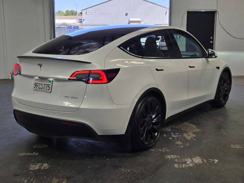 2023 Tesla Model Y Performance