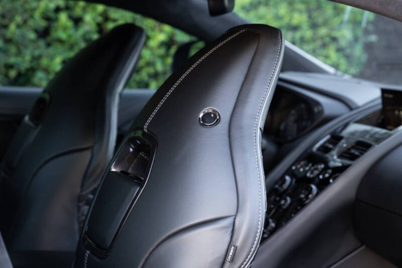 2014 Aston Martin Vanquish