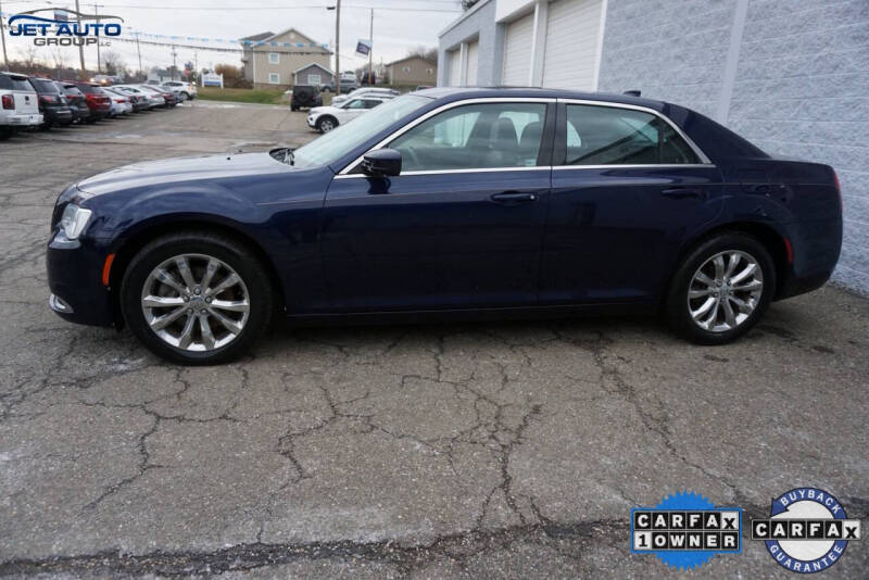 2015 Chrysler 300 Limited