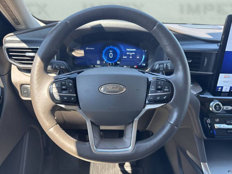 2021 Ford Explorer Platinum