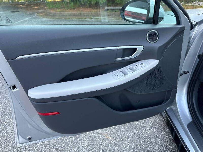 2025 Hyundai Sonata Hybrid SEL