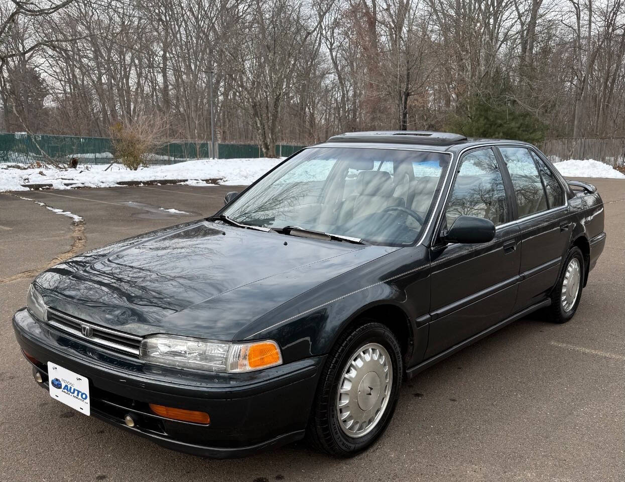 1993 Honda Accord SE 4dr Sedan's photo
