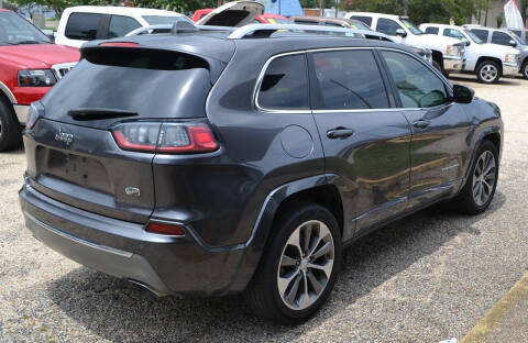 2019 Jeep Cherokee Overland