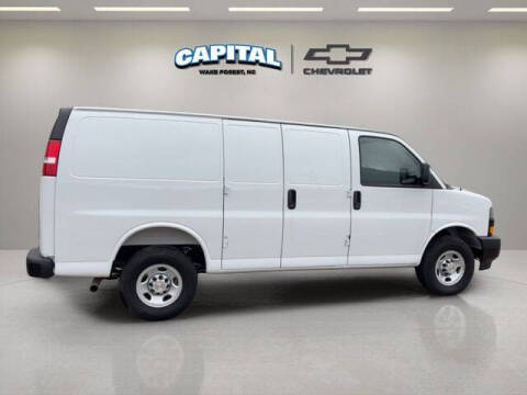 2025 Chevrolet Express 2500