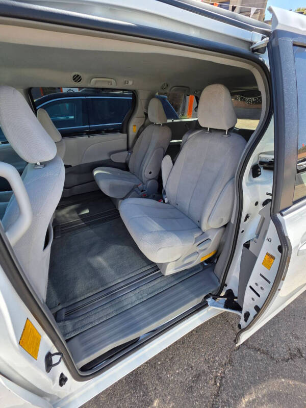 2014 Toyota Sienna