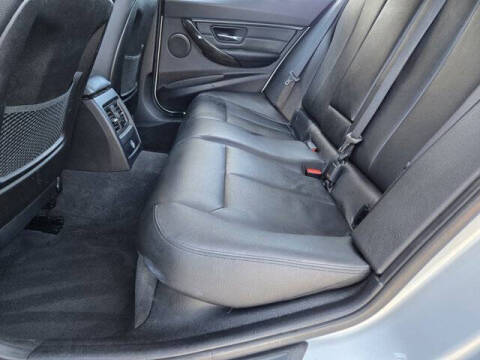 2015 BMW 3 Series 328i