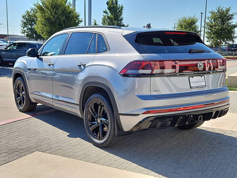 2026 Volkswagen Atlas Cross Sport SEL R-Line Black 4Motion