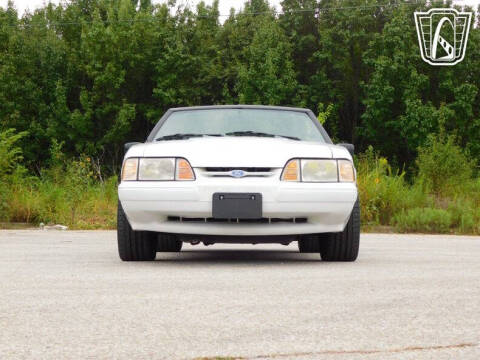 1990 Ford Mustang