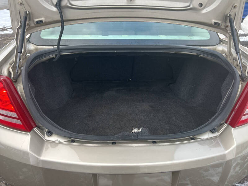 2009 Dodge Avenger SE