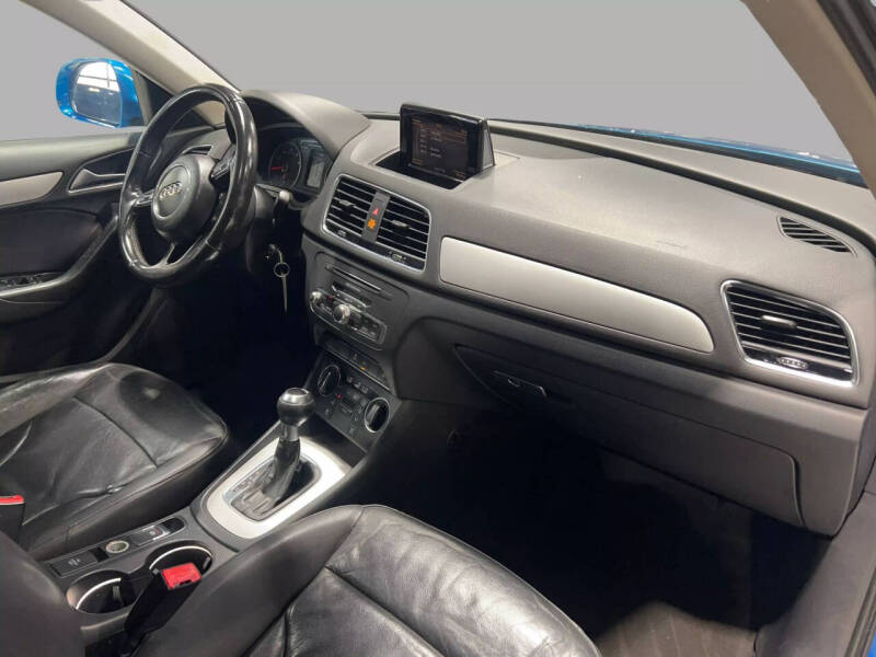 2017 Audi Q3 2.0T Premium