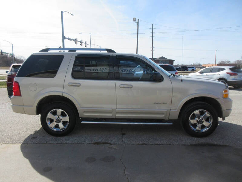 2005 Ford Explorer Limited