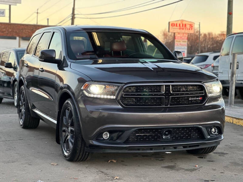 2016 Dodge Durango R/T's photo