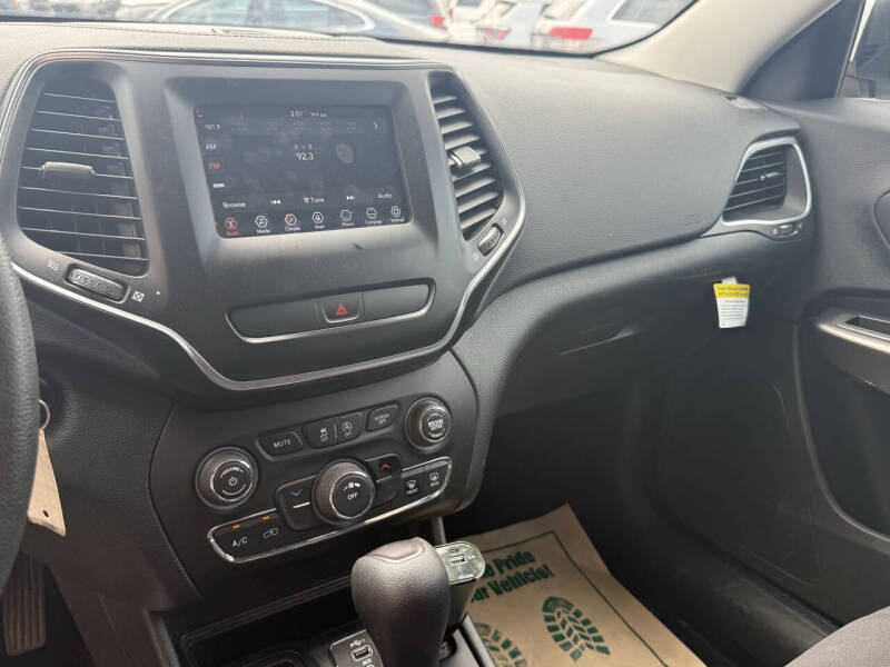 2019 Jeep Cherokee Latitude