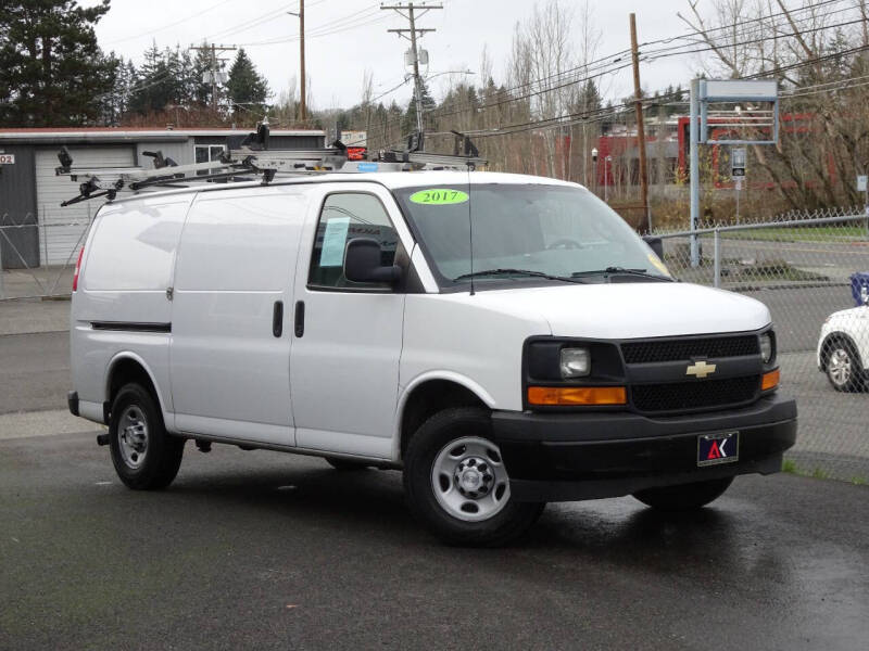 2017 Chevrolet Express 2500