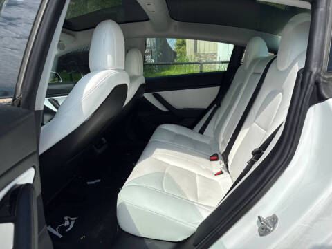 2020 Tesla Model 3 Long Range