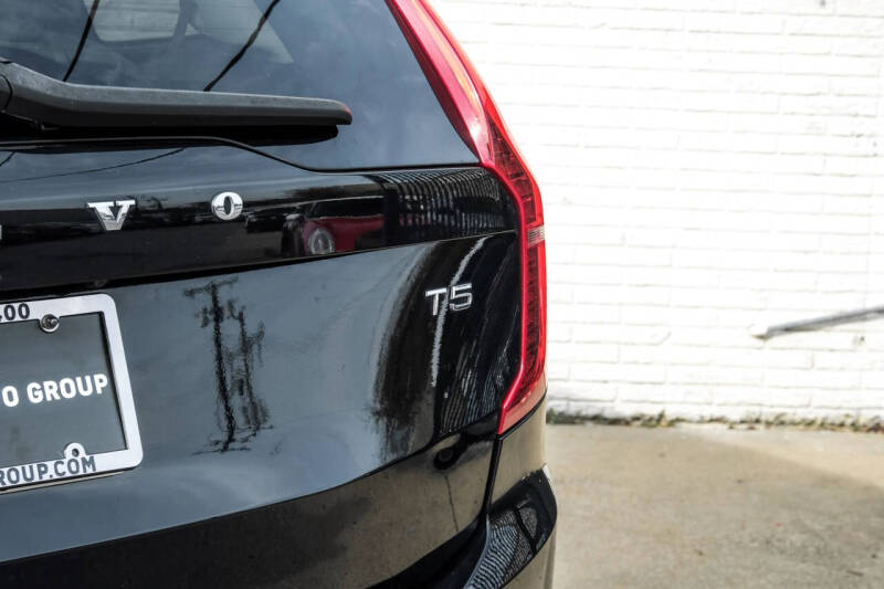 2020 Volvo XC90 T5 Momentum