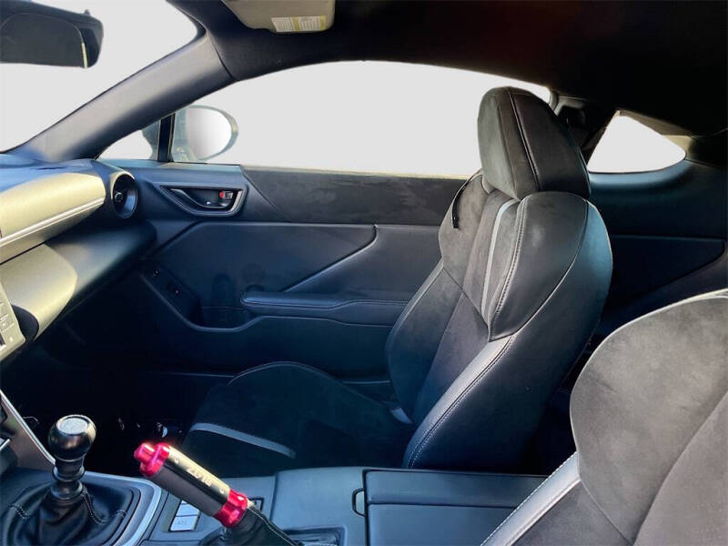 2023 Toyota GR86 Premium