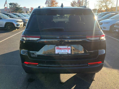 2022 Jeep Grand Cherokee Altitude