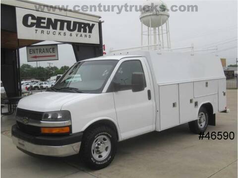 2014 Chevrolet Express Cutaway for sale at CENTURY TRUCKS & VANS in Grand Prairie TX