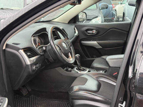 2018 Jeep Cherokee Latitude Plus