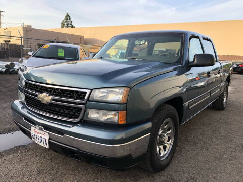 2006 Chevrolet Silverado 1500 for sale at NexCar in Clovis CA