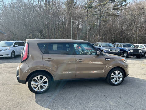 2015 Kia Soul +