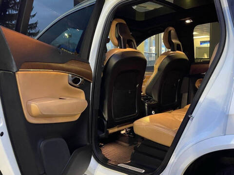 2018 Volvo XC90 T8 eAWD Inscription