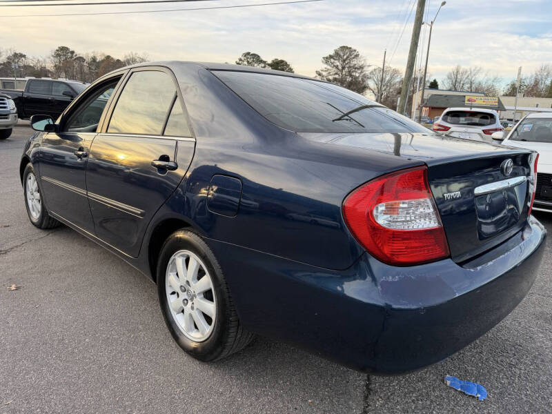 2004 Toyota Camry XLE
