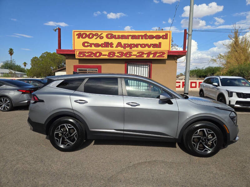 2024 Kia Sportage LX's photo