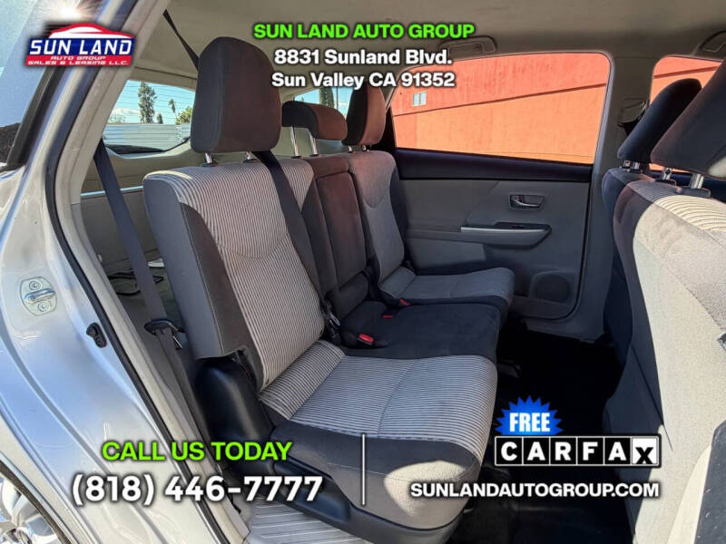 2017 Toyota Prius v Three