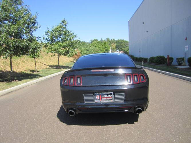 2013 Ford Mustang GT Premium