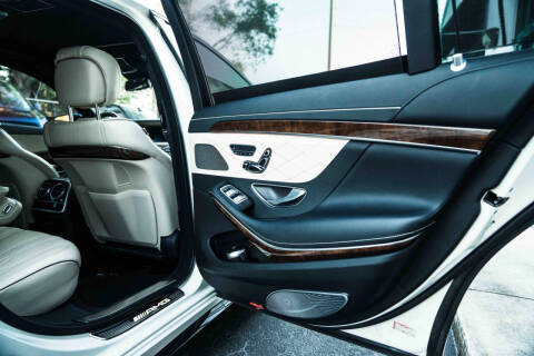 2017 Mercedes-Benz S-Class AMG S 63