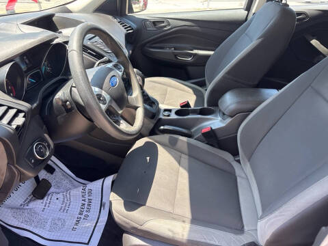 2016 Ford Escape S