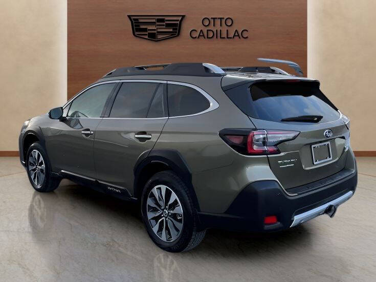 2024 Subaru Outback Touring XT
