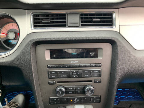 2012 Ford Mustang V6 Premium