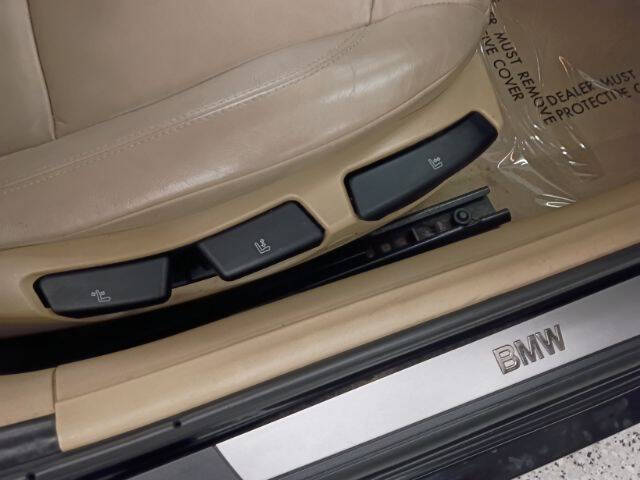 2005 BMW Z4 2.5i