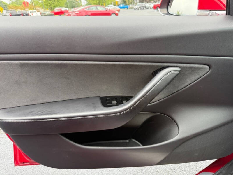 2019 Tesla Model 3 Mid Range