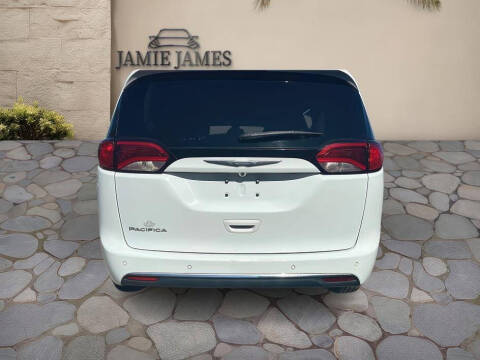2018 Chrysler Pacifica Touring Plus