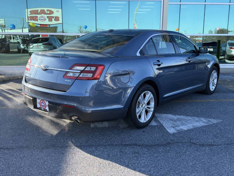 2018 Ford Taurus SEL