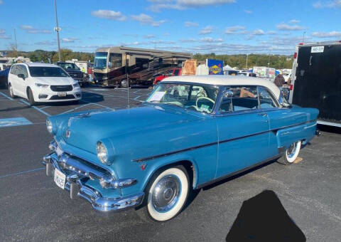 1954 Ford Crestline