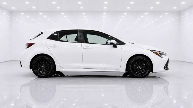 2024 Toyota Corolla Hatchback XSE
