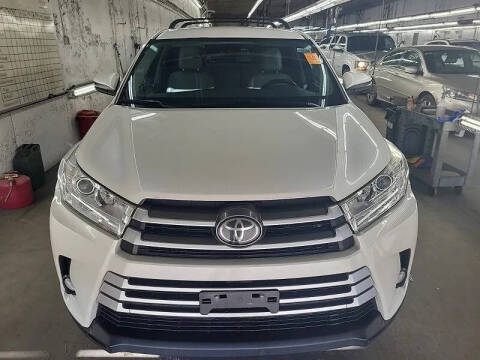 2018 Toyota Highlander LE Plus