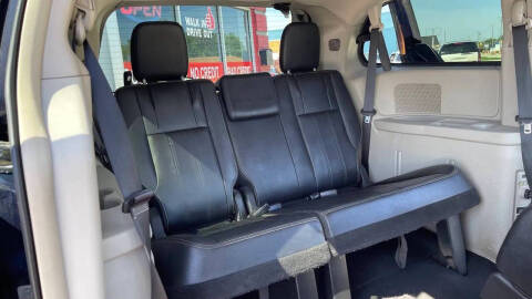 2014 Chrysler Town and Country Touring